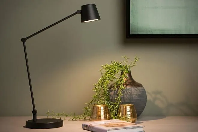 5 топовых настольных ламп